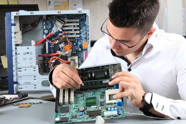 The GoTo Tech Guru