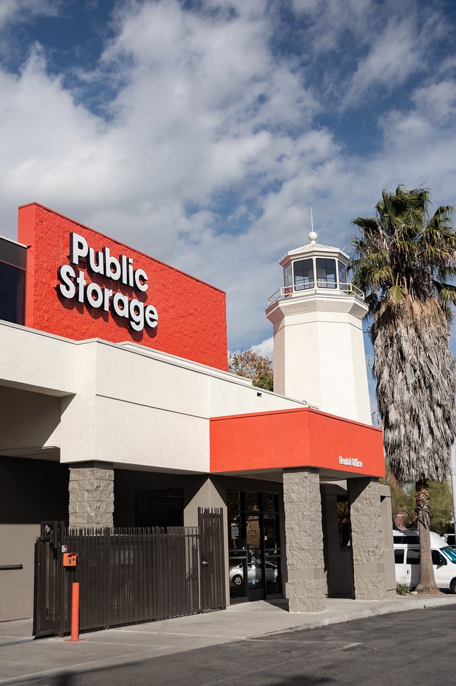 Public Storage