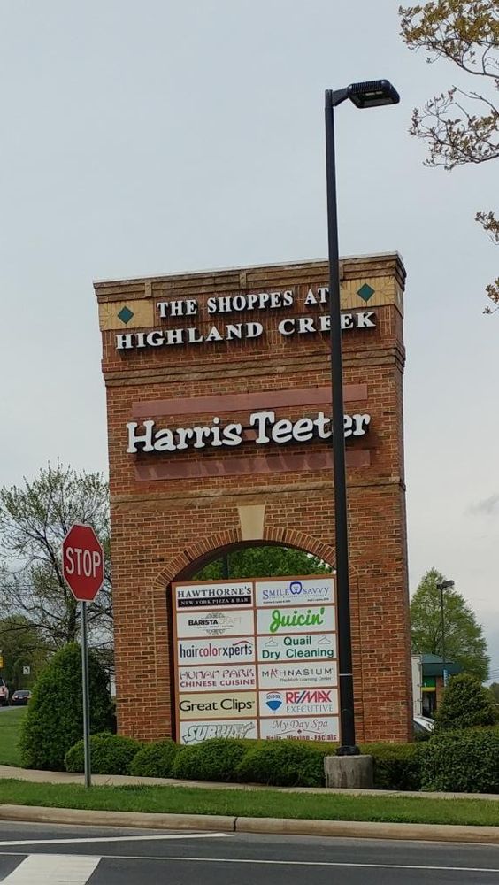 Shoppes At Highland Creek