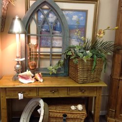 Designer Consignment 11 Photos Furniture S 1300 W 13th St Photo Of Designer Consignment Kansas City Mo United States