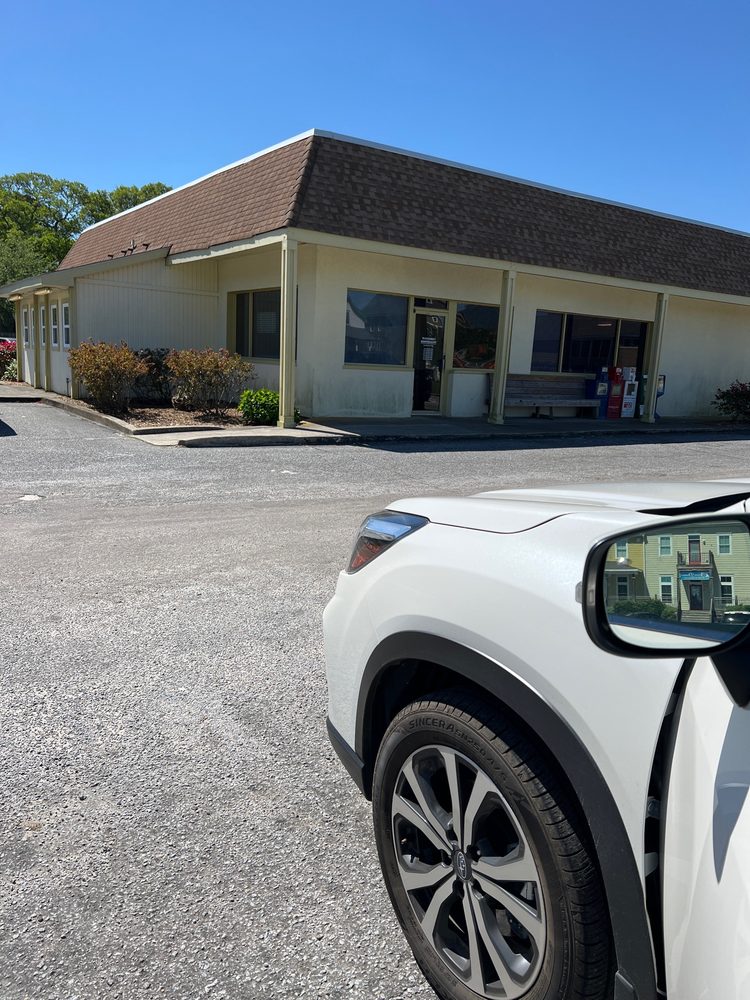 T L's Country Kitchen