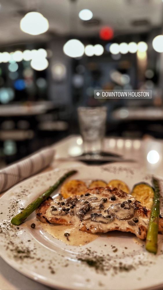 Table 7 Bistro Table 7 Bistro