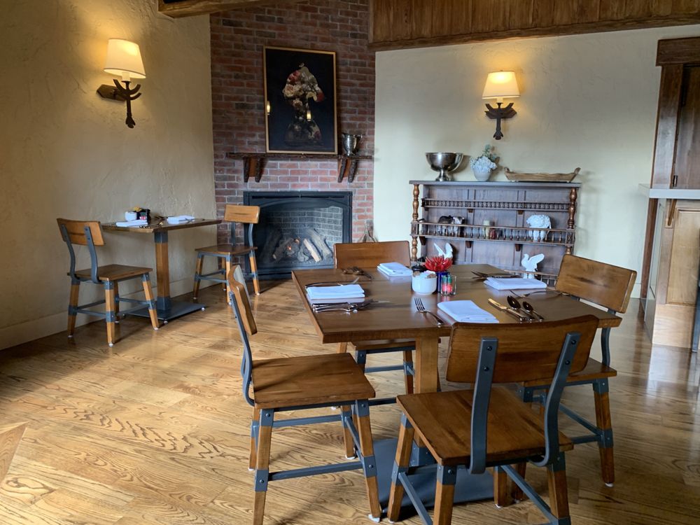 Rancho Caymus Inn