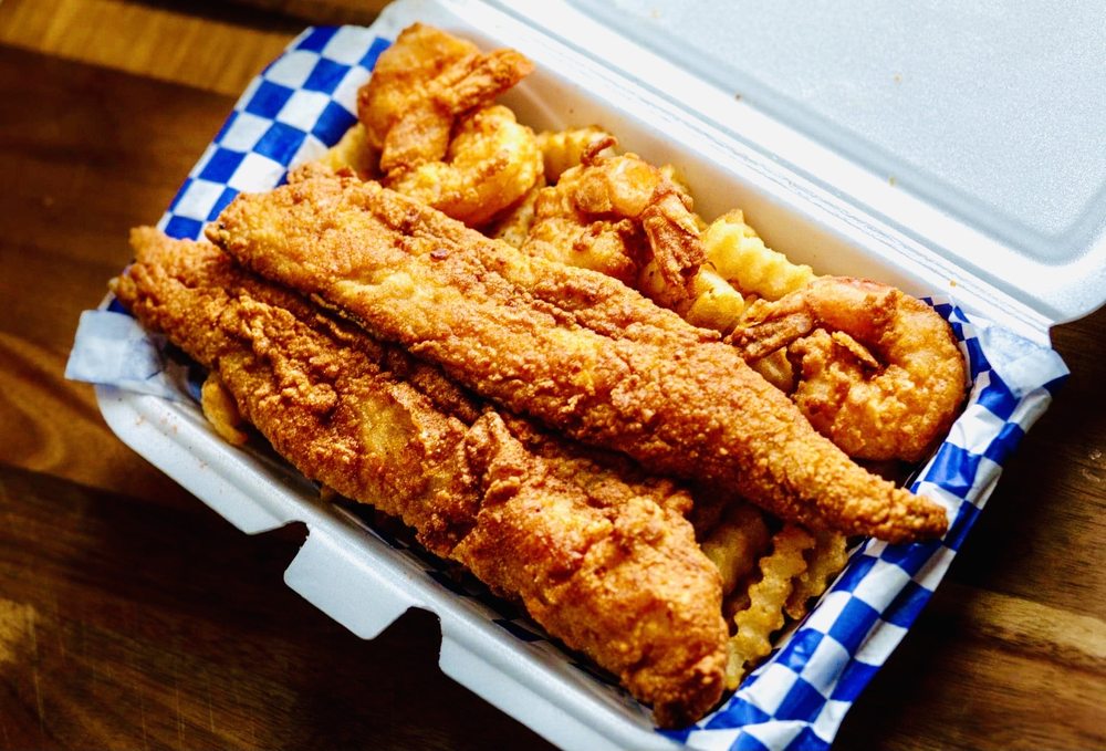 Off The Hook Seafood & Chicken