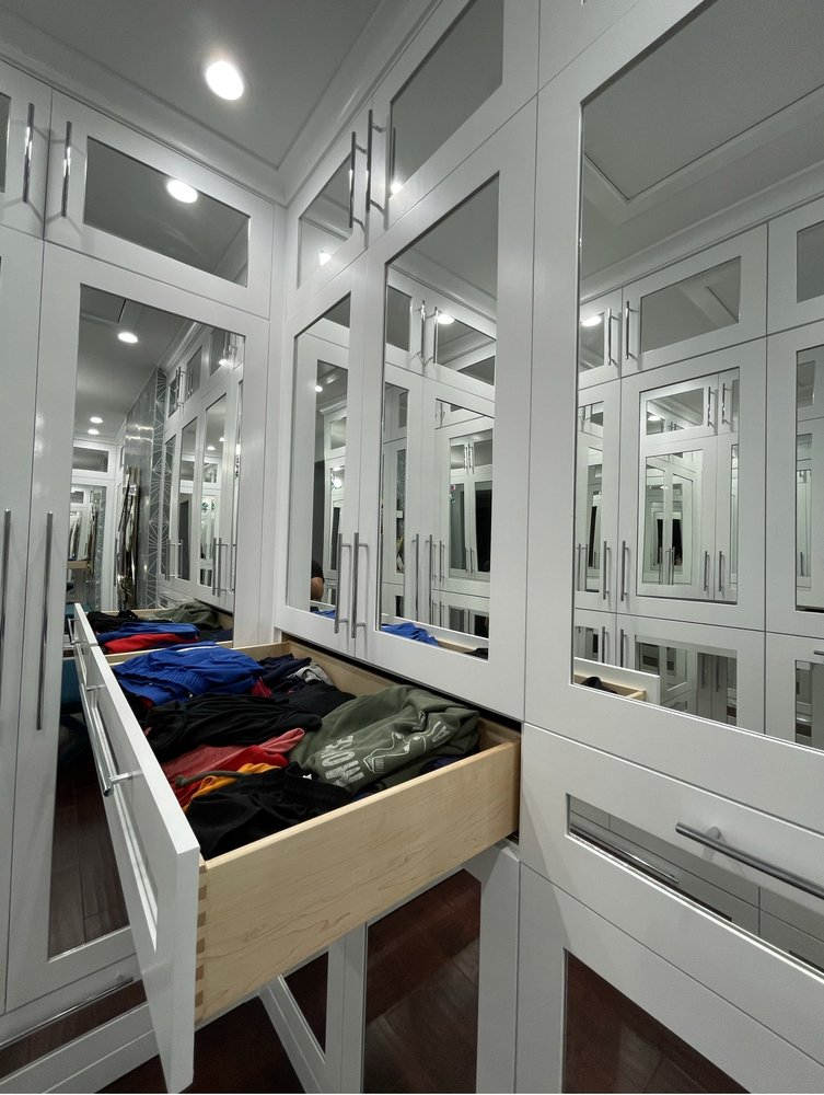 image of business Drapes & Fabrics by Vincent