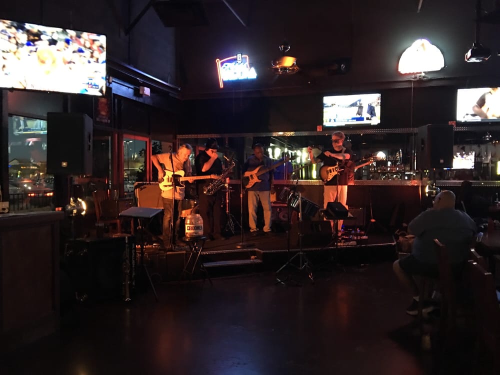 Kimmyz Tatum Point 19 Photos & 34 Reviews Sports Bars 4601 E Bell Rd, Phoenix, AZ