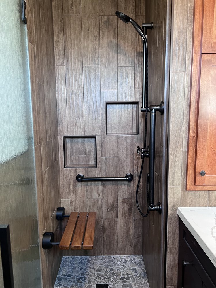 image of business Mayen Builders