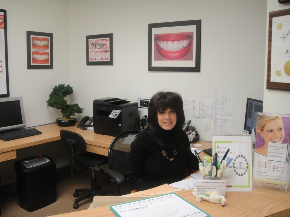 image of business Michele M Harutunian, DDS