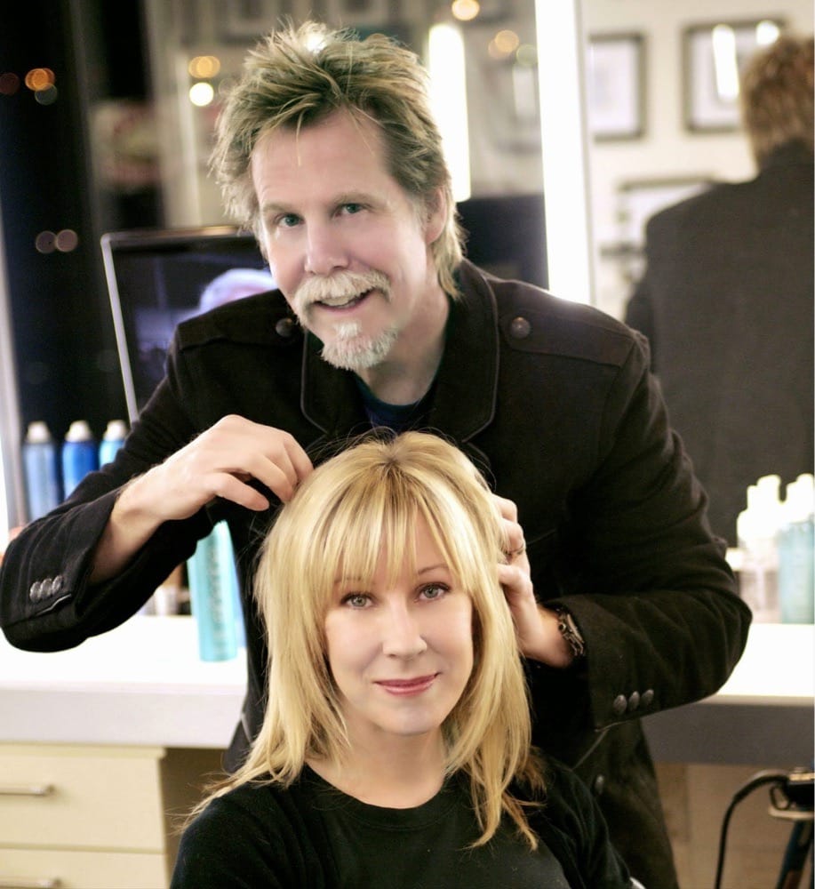 A Tropical Hair Studio
