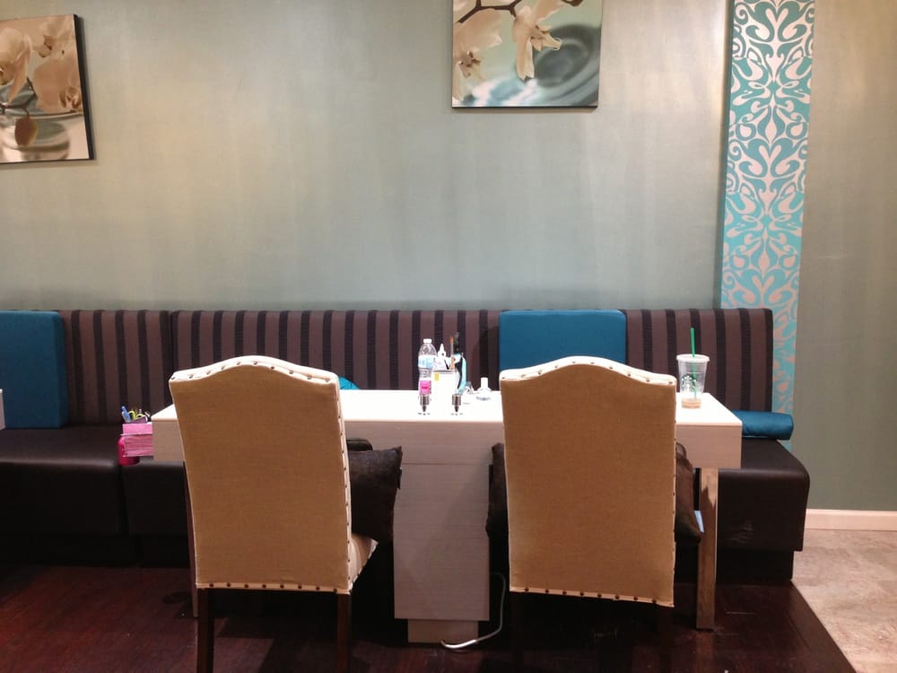 The Nail Lounge 18 Reviews Nail Salons 51 E Main St, Avon, CT