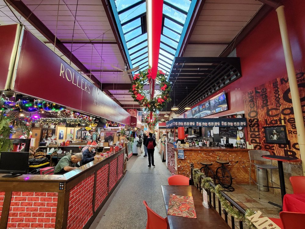 Arthur Avenue Retail Market