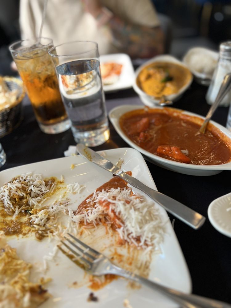 Royal Indian Cuisine & Lounge