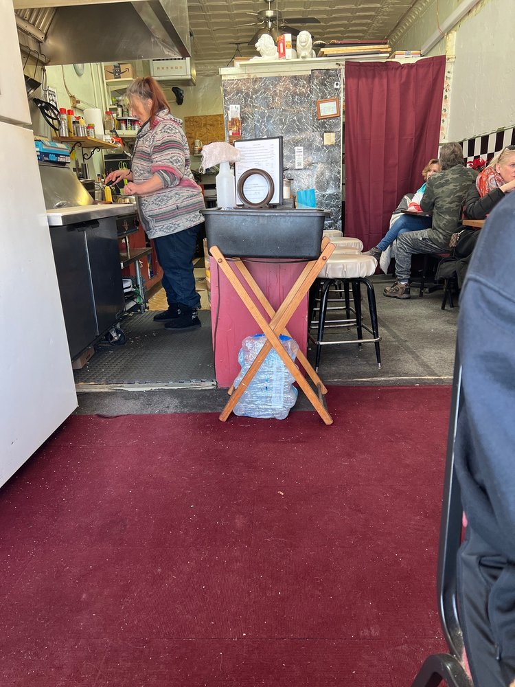 No Name Coffee Shop