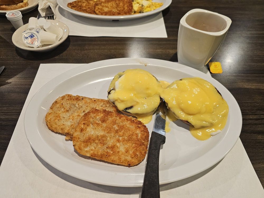 Magnolia Restaurant Image