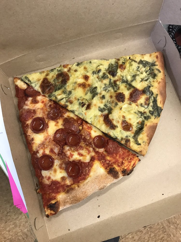 Artichoke Basille’s Pizza Pizza 148 N 7th St, Williamsburg North