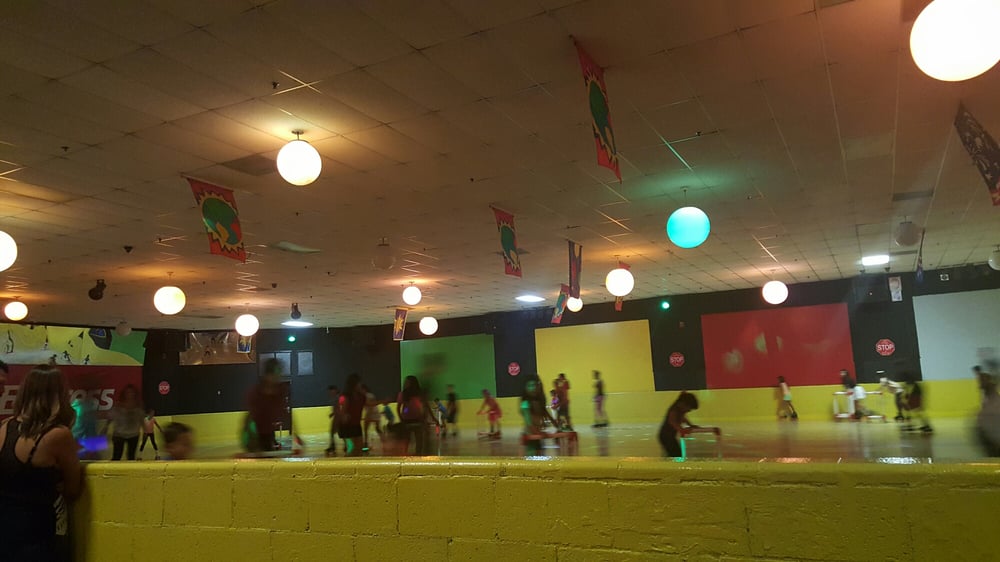 Skate Express 27 Photos & 51 Reviews Skating Rinks 12356 Central