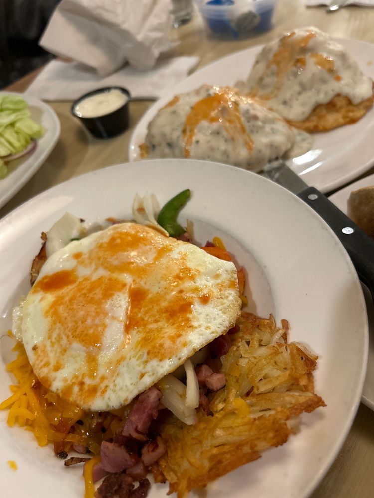 Shari's Cafe and Pies