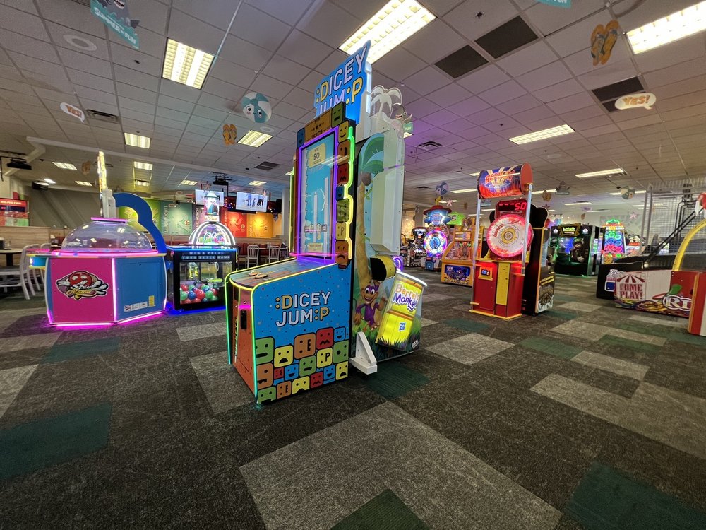Chuck E. Cheese