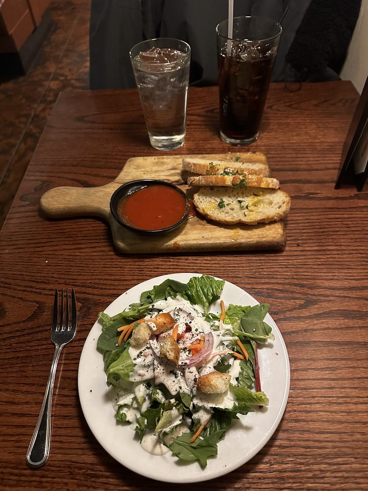 Nonnas Chicago Bistro