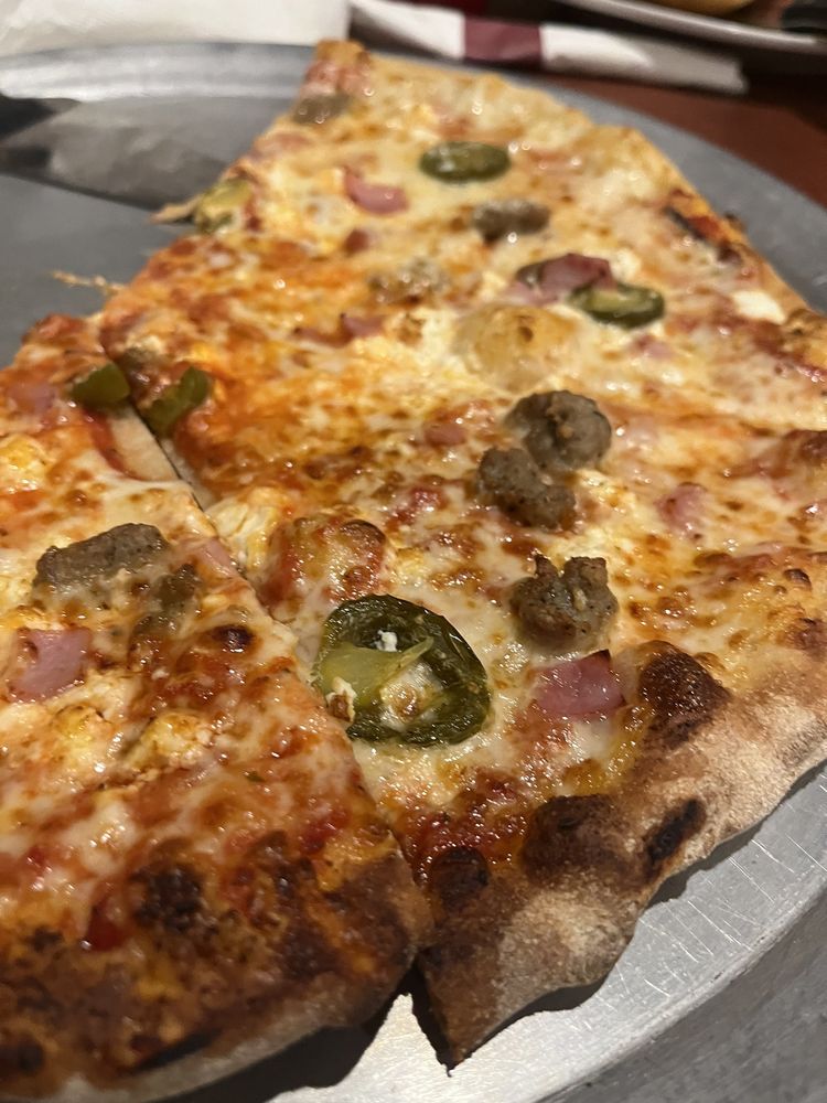 Dino's Italian Pizzeria