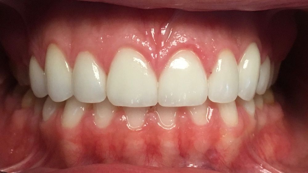 image of business 25 East Dental