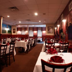 La Cashina Ristorante 17 Photos 56 Reviews Italian 53 Route Photo Of La Cashina Ristorante Marlboro Nj United States Dining Room