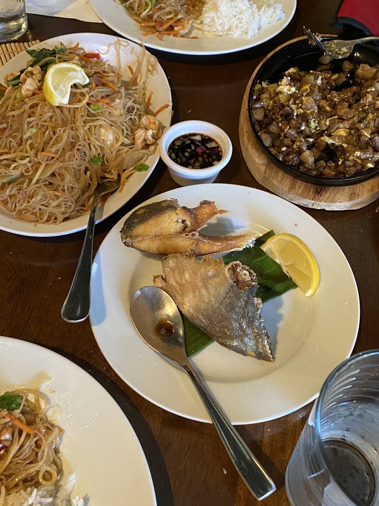 DelCiano Pinoy Cuisine