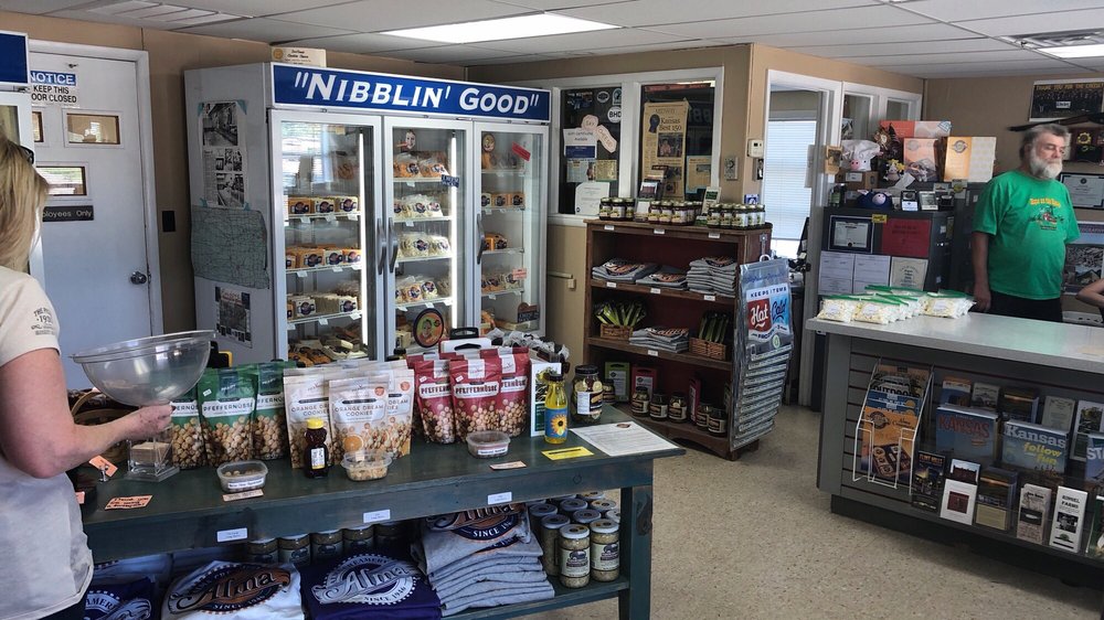 Alma Creamery 11 Reviews Cheese Shops 509 E 3rd St, Alma, KS