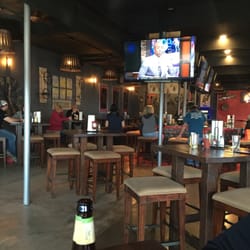 Quinn S Bar Burgers 10 Reviews Bars 2406 2nd Ave W Photo Of Quinn S Bar Burgers Williston Nd United States Interior