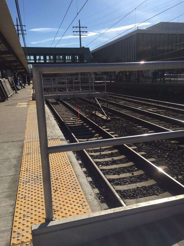 MetroNorth Greenwich Train Station 11 Reviews Train Stations 20