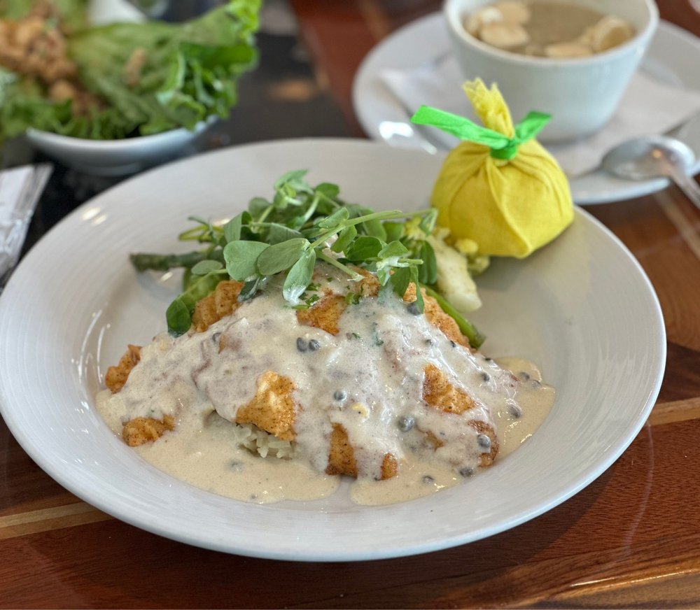 Woody’s At The Airport