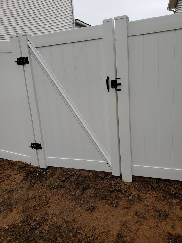 Brennan's Fence & Deck Installations