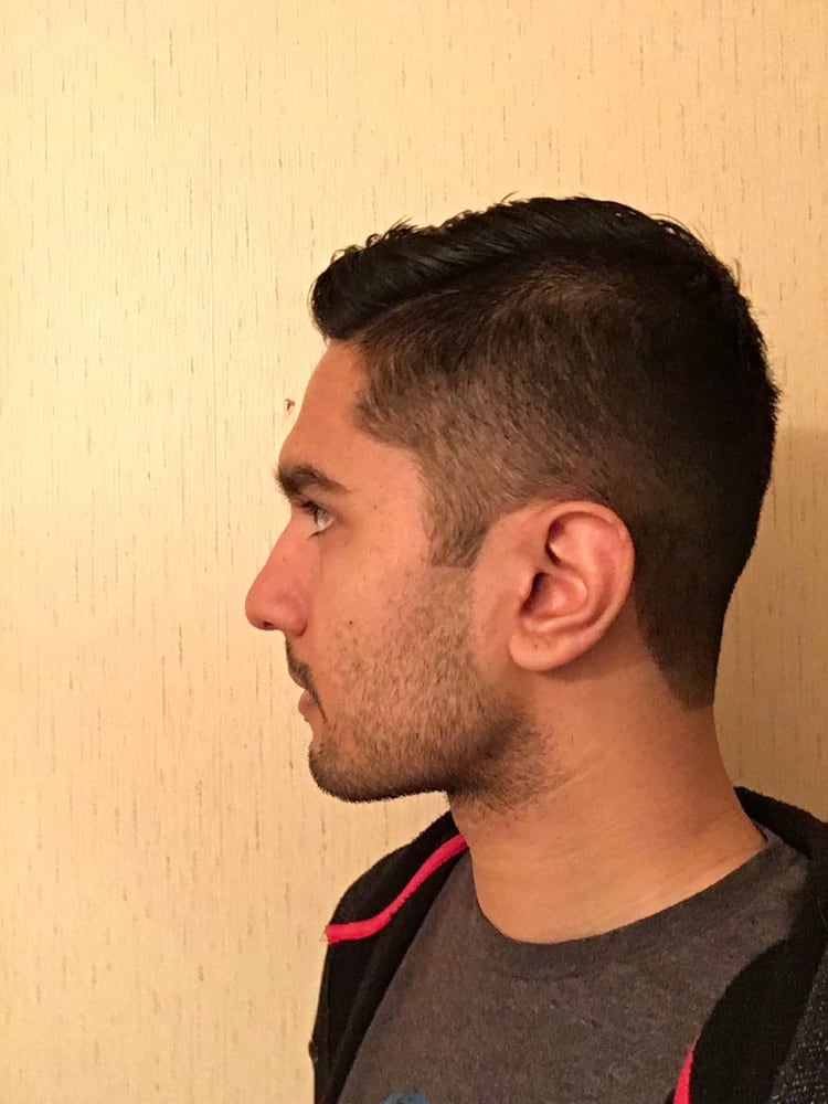Floyd's 99 Barbershop