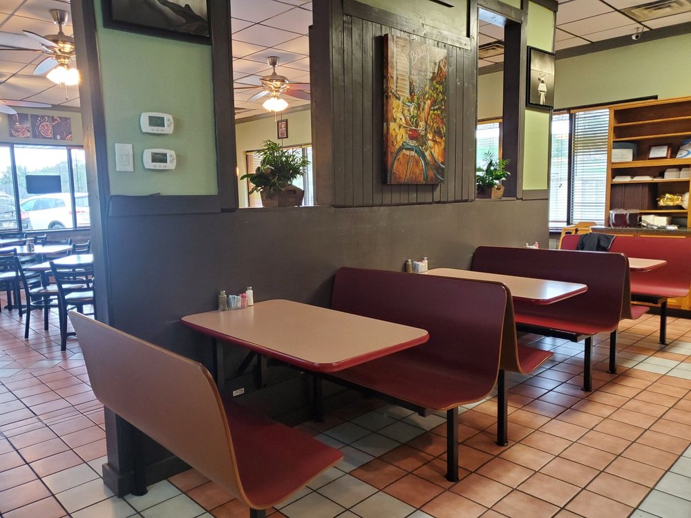 Pat & Carla's Italian Eatery II