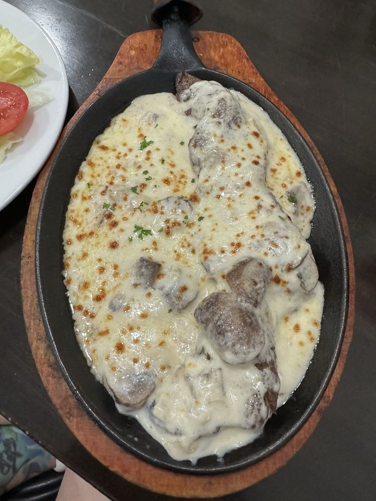 El Criollo Restaurant