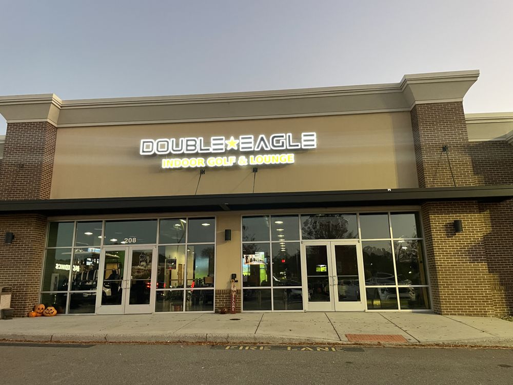 Double Eagle Indoor Golf & Lounge