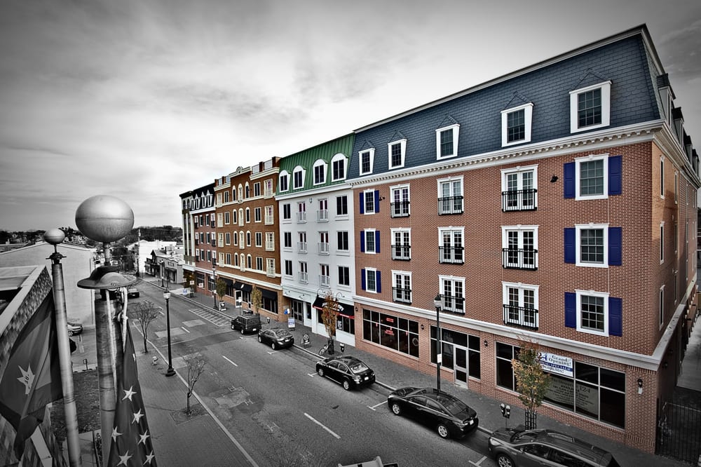 124 Marketplace