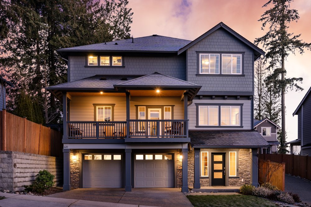 Karie Anthony - RE/MAX Elite