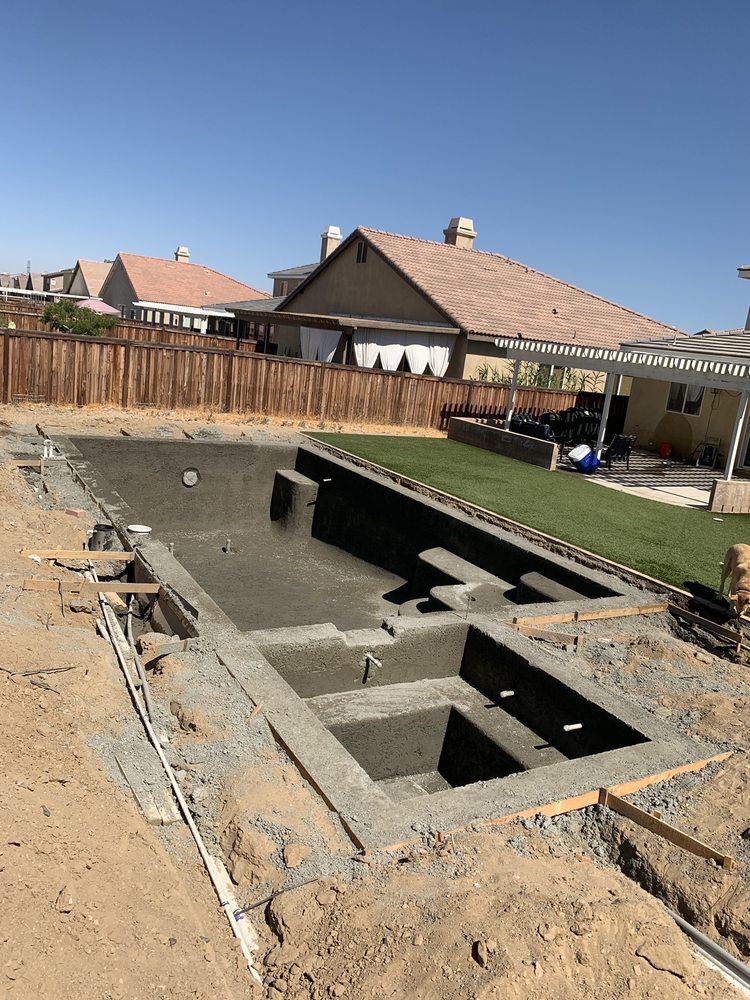 Custom Mojave Pools