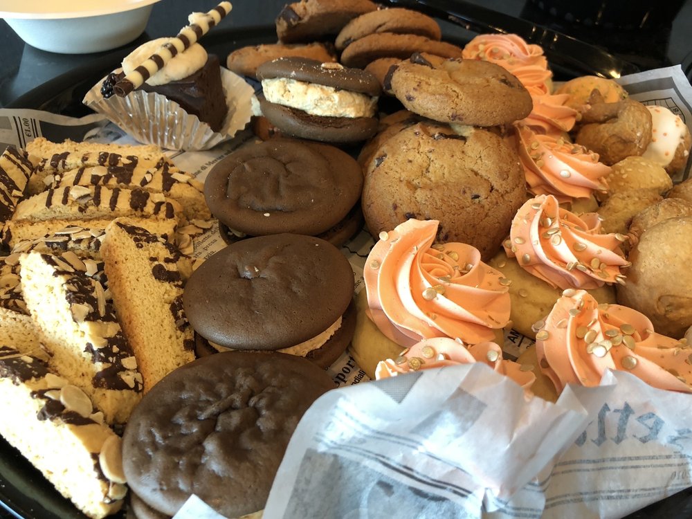 La Terra Bakery and Antipasto Bar