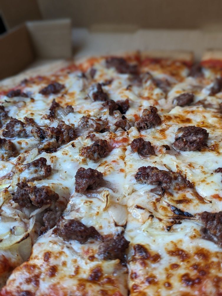 Giant Pizza