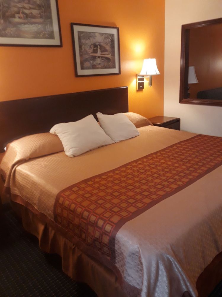 TEXAS INN