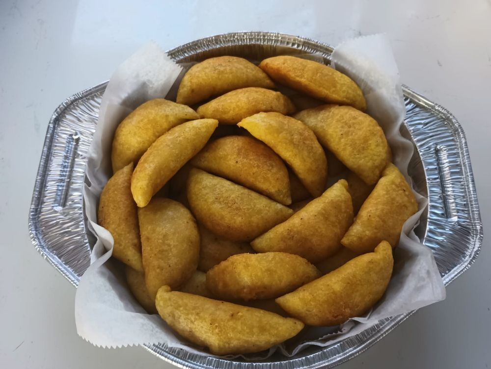 La Empanada Y Más