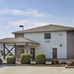 Super 8 By Wyndham Richmond Hotels 107 N Keeneland Ky Photo Of Super 8 By Wyndham Richmond Ky United States