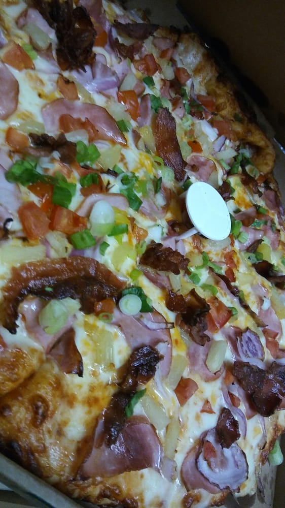 Round Table Pizza 42 Photos 79 Reviews 2633 Springs Rd Photo Of Round Table Pizza Vallejo Ca United States Maui Zaui With