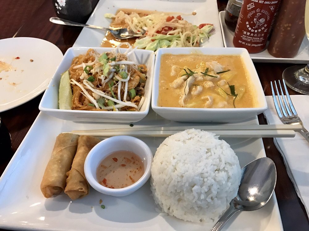 Siam Cuisine 35 Photos & 56 Reviews Thai 1911 W Dimond Blvd