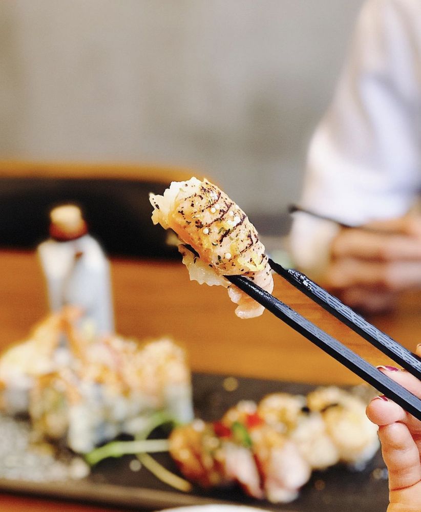 R Sushi