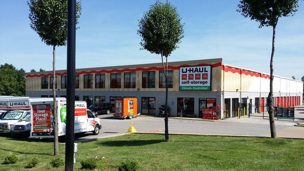 U-Haul Moving & Storage at Big Bend Road