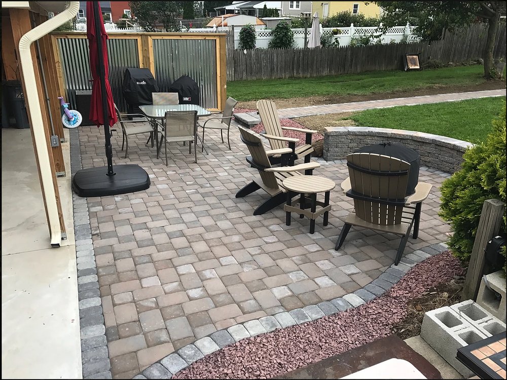 Earthtones Outdoors