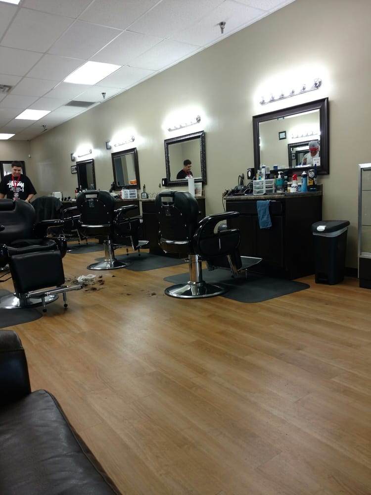 Dynasty Barbers Barber Shop Make An Appointment Barbers Westside